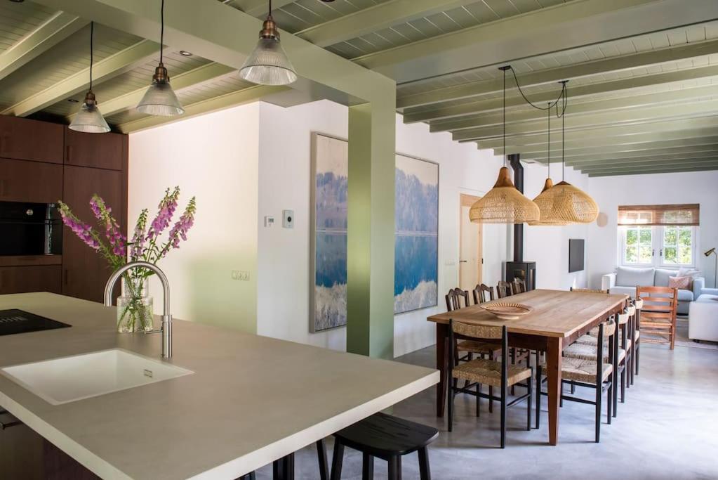 Fantastisch Familiehuis Met Grote Tuin I Bosrijk Lunteren Exterior photo