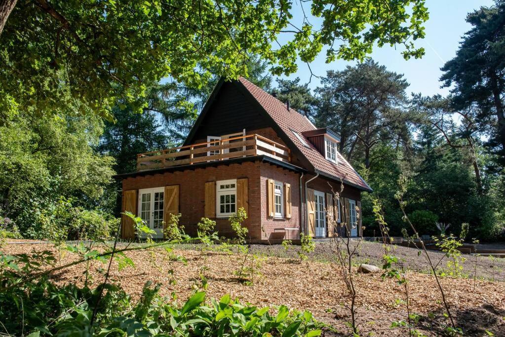 Fantastisch Familiehuis Met Grote Tuin I Bosrijk Lunteren Exterior photo